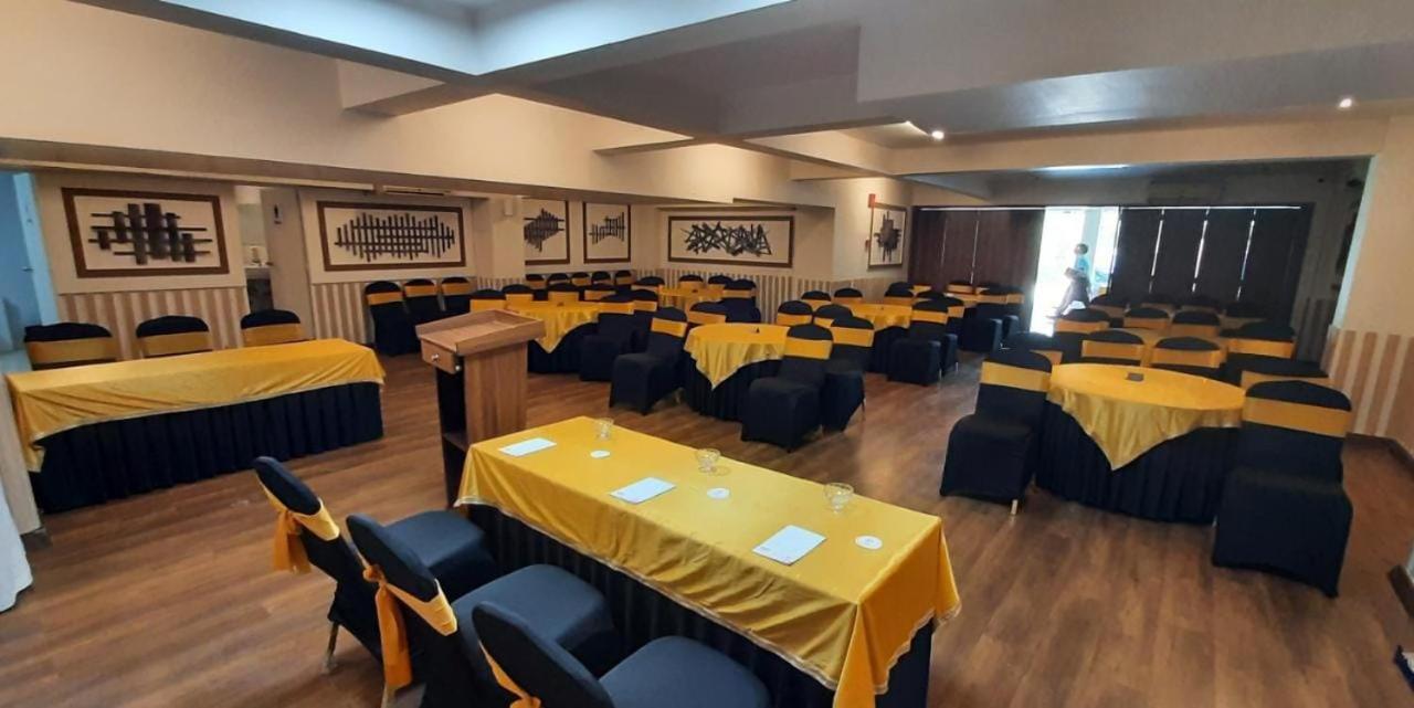 Hotel Wonder Cliff Udaipur Exterior foto